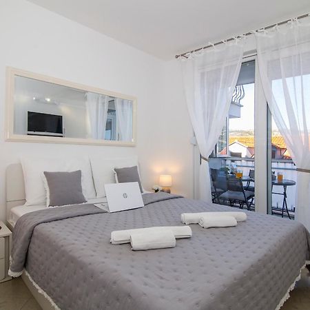Mirror Apartment دوبروفينك المظهر الخارجي الصورة