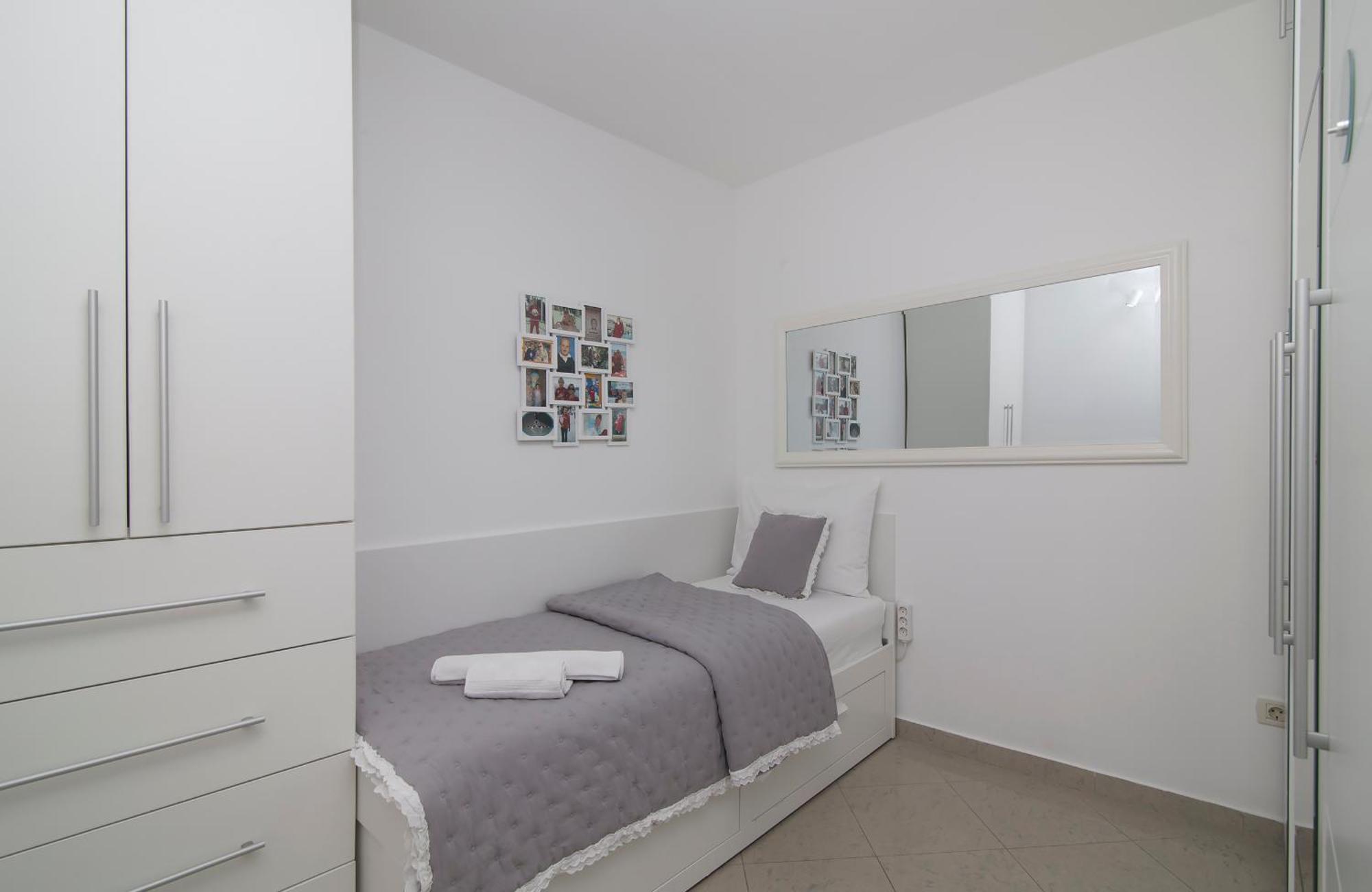 Mirror Apartment دوبروفينك المظهر الخارجي الصورة